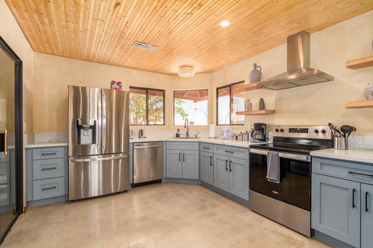 @ Marbella Lane - Modern Rustic Home In Jt Джошуа Три Екстериор снимка