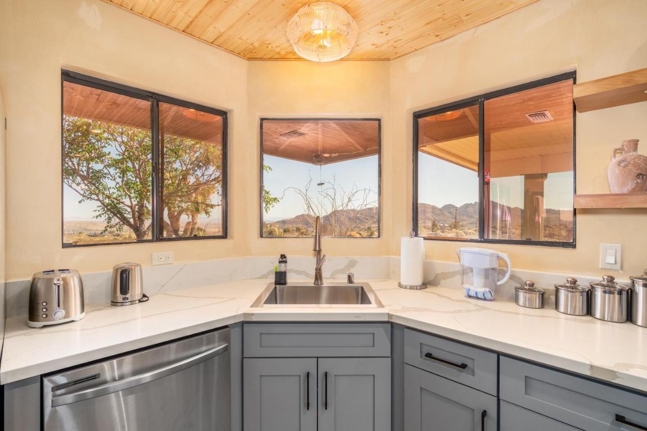 @ Marbella Lane - Modern Rustic Home In Jt Джошуа Три Екстериор снимка