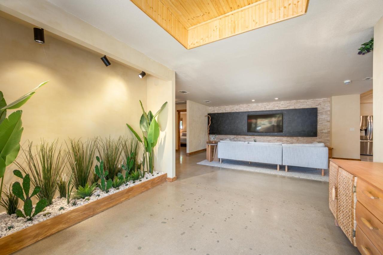 @ Marbella Lane - Modern Rustic Home In Jt Джошуа Три Екстериор снимка
